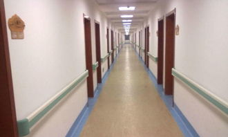 醫(yī)院幼兒園運(yùn)動(dòng)球場PVC塑膠地板施工